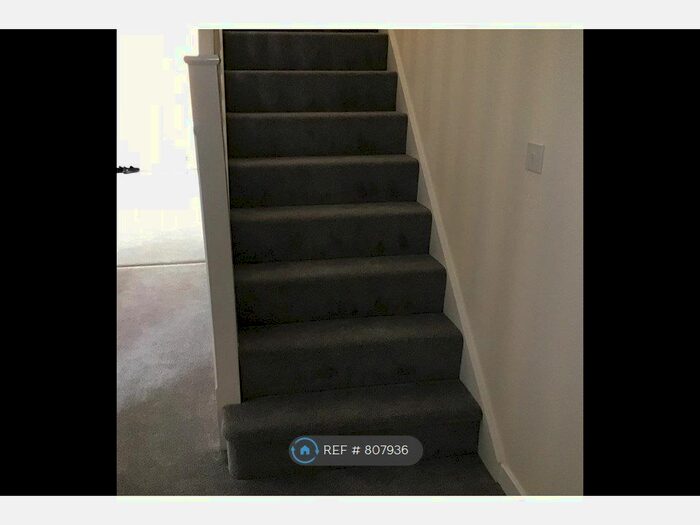 3 Bedroom Terraced House To Rent In Bolton Drive, Shinfield, Reading, RG2