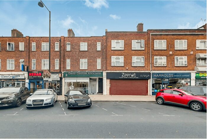 2 Bedroom Flat To Rent In Joel Street, HA6