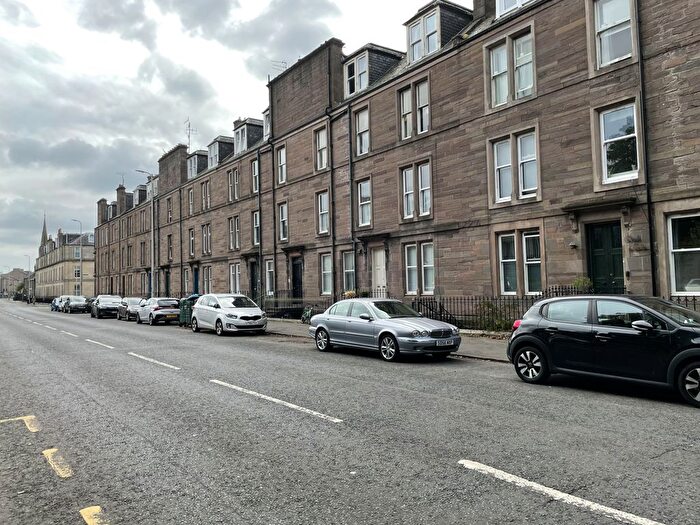 4 Bedroom Flat To Rent In Perth Road, Dundee, DD2