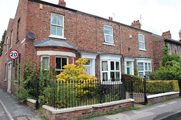 3 Bedroom Terraced House To Rent In East Parade, York, YO31