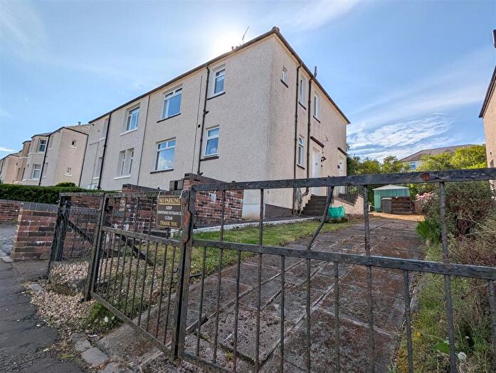 2 Bedroom Flat For Sale In Bannockburn Street, Greenock, PA16