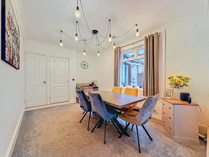 4 Bedroom Terraced House To Rent In Coedcae Street, Cardiff, CF11