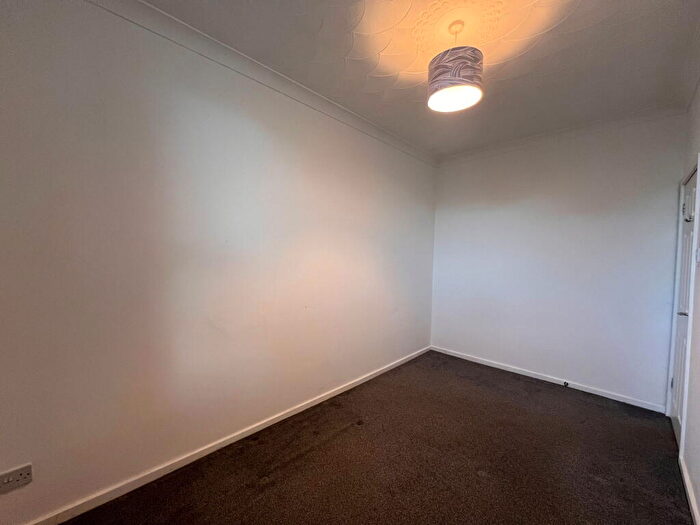1 Bedroom Flat To Rent In Leyland Road, Southport, PR9