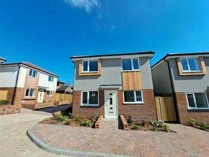 3 Bedroom House To Rent In Aldsworth Close, Portsmouth, Hampshire, PO6