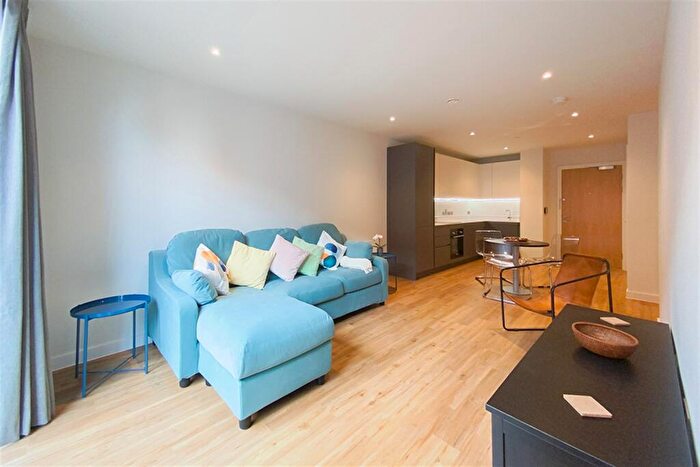 1 Bedroom Apartment To Rent In Mount Yard, Old Mount Street, M4