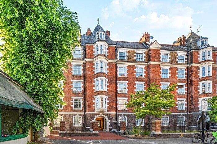 3 Bedroom Flat For Sale In Scott Ellis Gardens, St Johns Wood, NW8