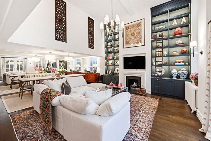 3 Bedroom Flat To Rent In Victorian Heights, Thackeray Road, London, SW8