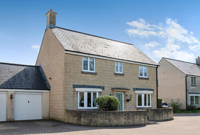 4 Bedroom Link Detached House For Sale In Orchid Drive, Bath, Somerset, BA2