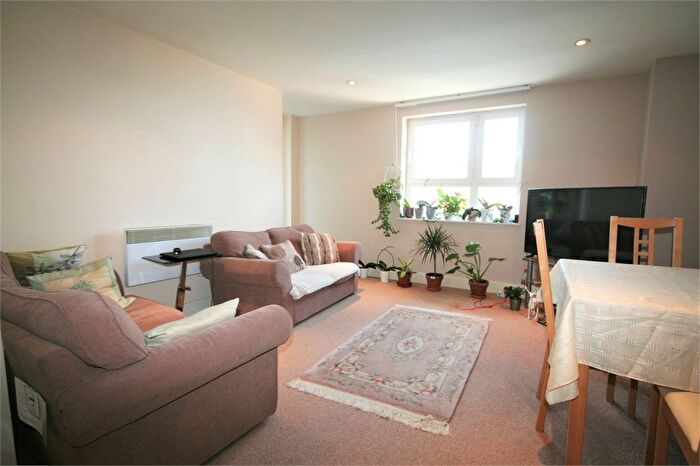 1 Bedroom Flat To Rent In Altamar, Kings Road, Swansea, SA1