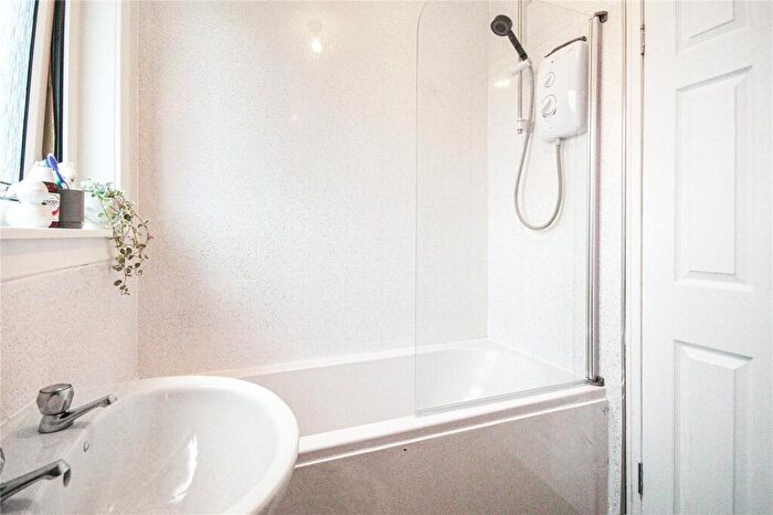 1 Bedroom Flat For Sale In Goschen Place, Broxburn, West Lothian, EH52