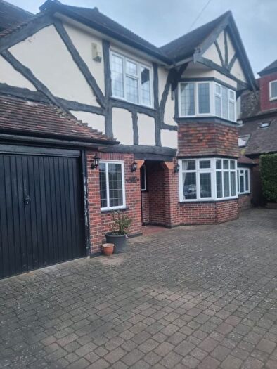 4 Bedroom Detached House To Rent In Coulsdon Road, Coulsdon, CR5