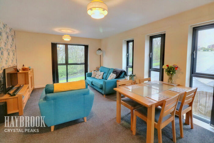 3 Bedroom End Of Terrace House For Sale In Silkstone Road, Hackenthorpe, S12