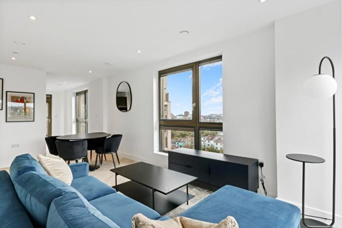 2 Bedroom Penthouse To Rent In Wellesbourne, Preston Road Brighton, BN1