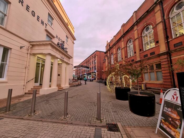 2 Bedroom Apartment To Rent In Regent House, The Parade, Leamington Spa, CV32