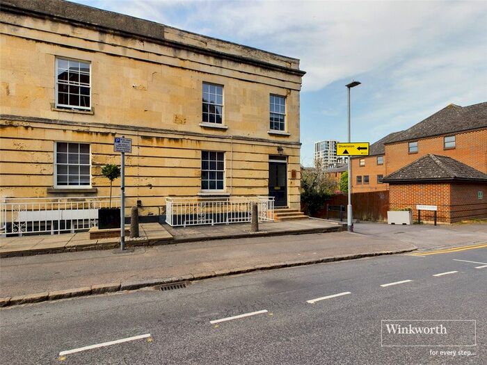 3 Bedroom End Of Terrace House To Rent In South Street, Reading, Berkshire, RG1