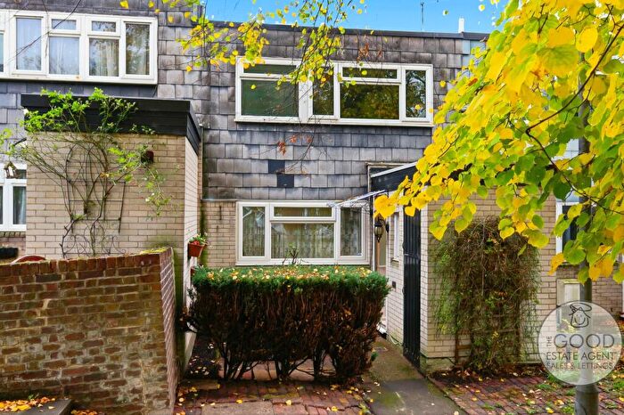 3 Bedroom Terraced House For Sale In Lower Alderton Hall Lane, Loughton, IG10