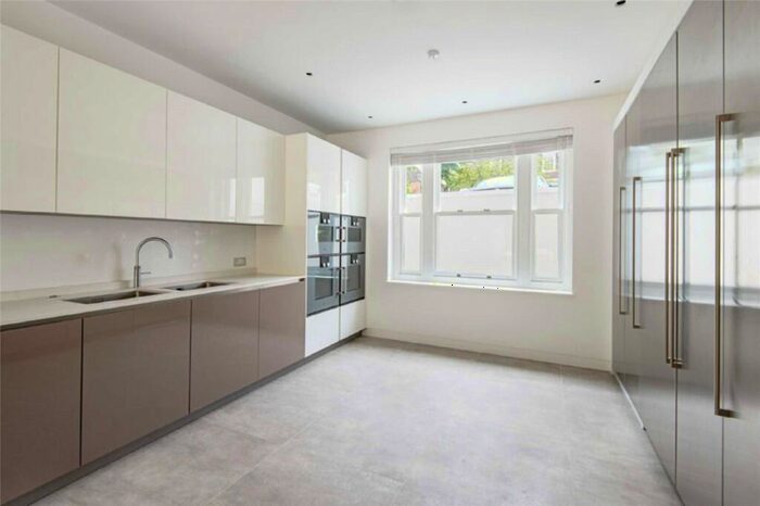 5 Bedroom Semi-Detached House To Rent In Springfield Road, St Johns Wood, London, NW8