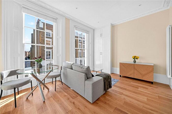 1 Bedroom Apartment To Rent In Almeida Street, London, N1