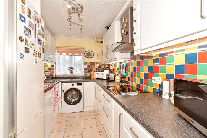3 Bedroom End Of Terrace House For Sale In Suffolk Street, Whitstable, Kent, CT5