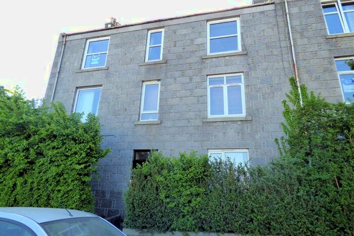 1 Bedroom Flat To Rent In A Bedford Road, Aberdeen, AB24