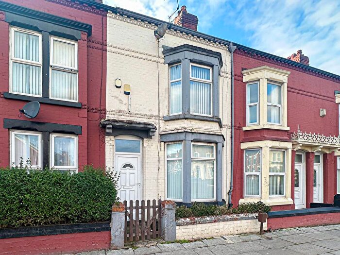 6 Bedroom Terraced House For Sale In Sheil Road, Liverpool, L6