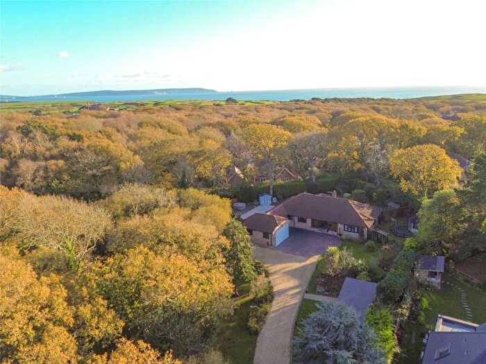 4 Bedroom Bungalow For Sale In Barton Common Lane, Barton On Sea, Hampshire, BH25