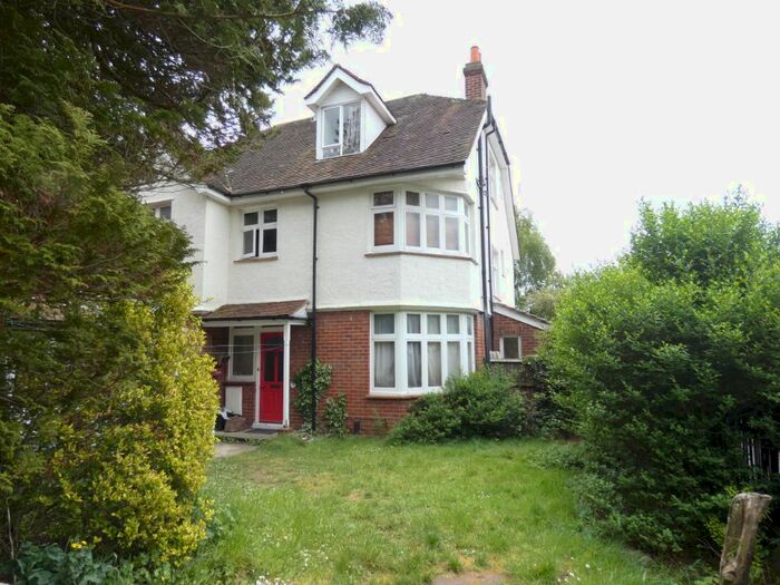 1 Bedroom Flat To Rent In Woodend Road, Deepcut, Surrey, GU16