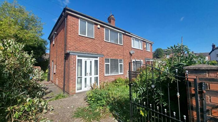 3 Bedroom Semi-Detached House To Rent In Ringlow Park Road, Swinton, M27