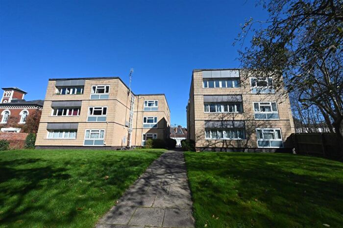 1 Bedroom Apartment For Sale In Winifride Court, Albert Road, Harborne, Birmingham, B17