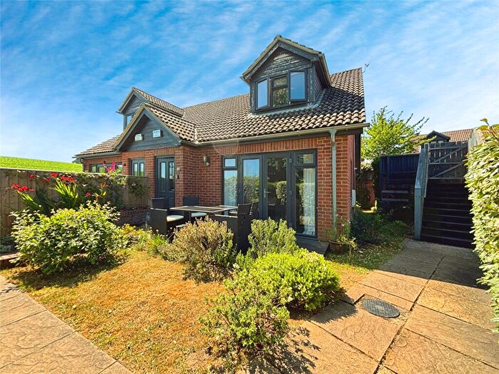 3 Bedroom Semi-Detached House For Sale In Main Road, Ventnor, Isle Of Wight, PO38