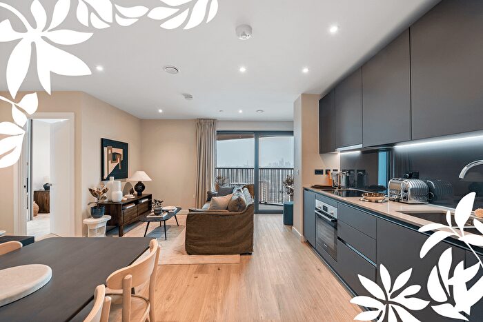 1 Bedroom Flat To Rent In Riverstone Heights, Reed Avenue, London, E3