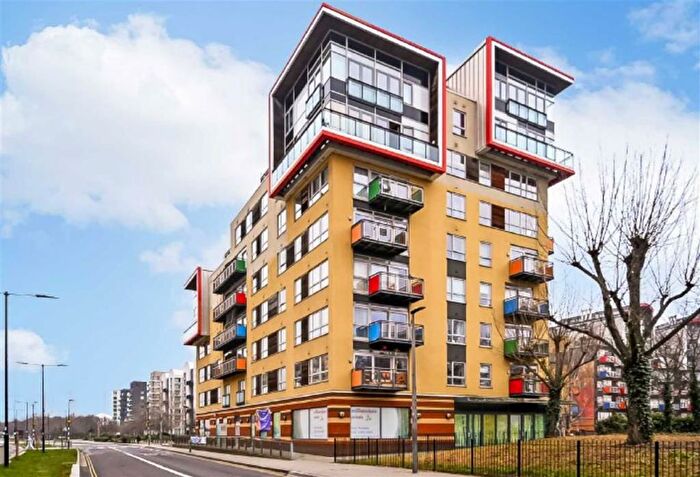 2 Bedroom Flat To Rent In West Parkside, West Parkside, SE10