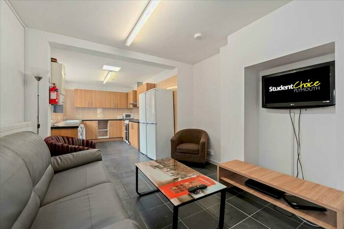 6 Bedroom Terraced House To Rent In Welbeck Avenue, Plymouth, PL4