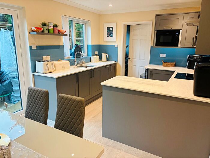 3 Bedroom Detached House For Sale In Moor View Drive, Teignmouth, TQ14