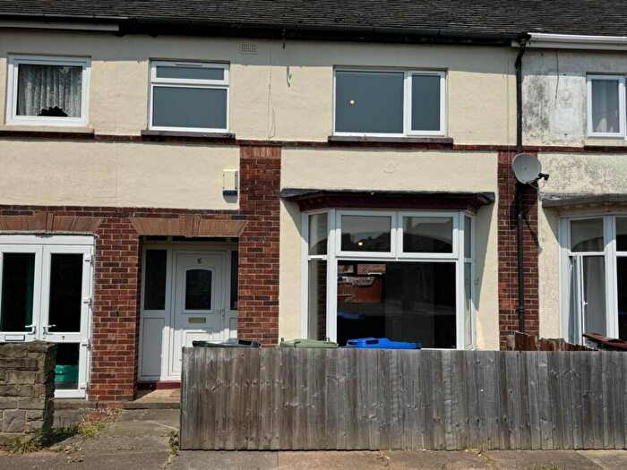 3 Bedroom Terraced House To Rent In Warwick Avenue, Grimsby, DN33