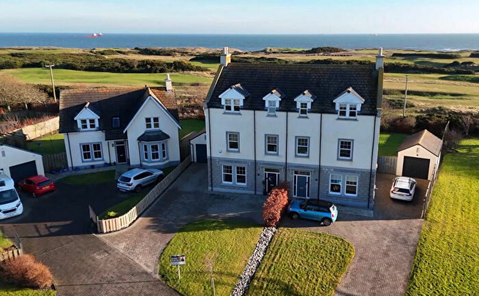 5 Bedroom Town House For Sale In Corunna Grove, Aberdeen, AB23