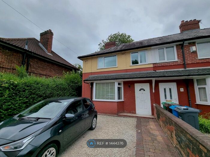 3 Bedroom End Of Terrace House To Rent In Pentwyn Grove, Manchester, M23