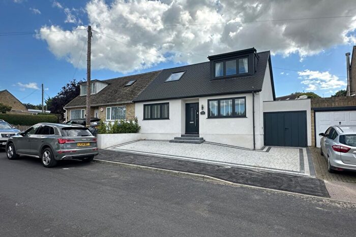 4 Bedroom Semi-Detached House For Sale In Downs Road, East Studdal, CT15