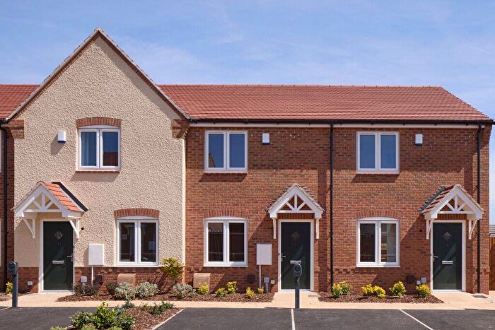 2 Bedroom Terraced House For Sale In Shelford Road, Radcliffe-On-Trent, NG12