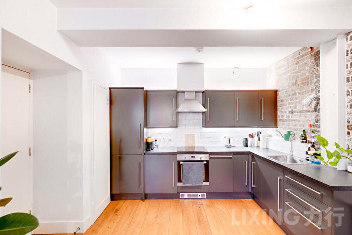 2 Bedroom Apartment For Sale In Old Nichol Street, Shoreditch, E2