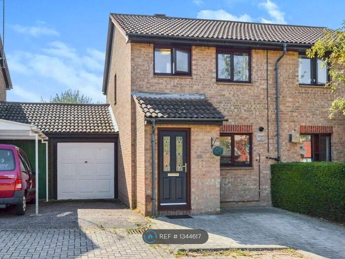 2 Bedroom Semi-Detached House To Rent In Brayton Court, Shenley Lodge, Milton Keynes, MK5