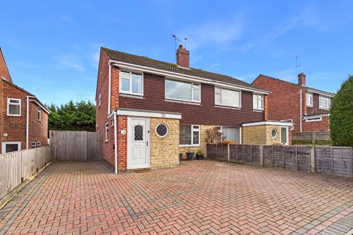 3 Bedroom Semi Detached House For Sale In Dalby Crescent, Newbury, Berkshire, RG14