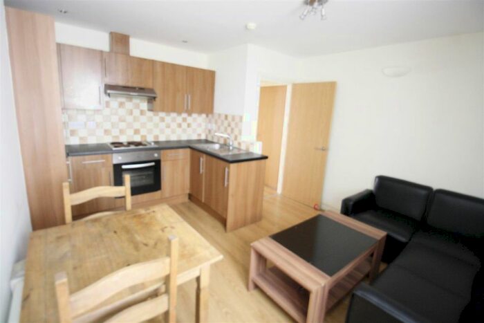 1 Bedroom Flat To Rent In Colum Road, Cathays, Cardiff, CF10