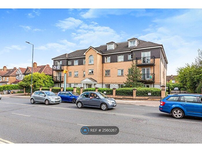 3 Bedroom Flat To Rent In Bowles Court, Harrow, HA3