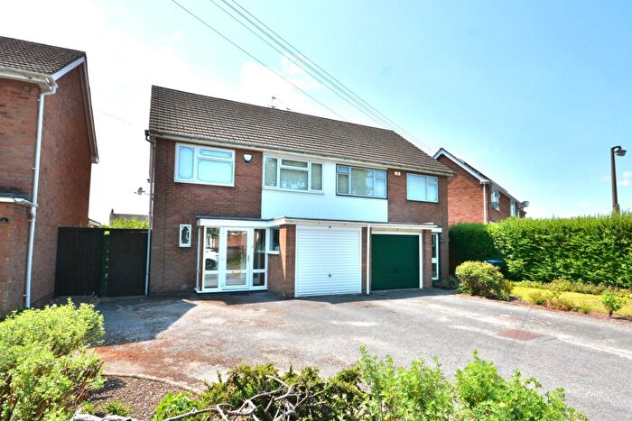 3 Bedroom Semi-Detached House For Sale In High Street, Ryton On Dunsmore, CV8