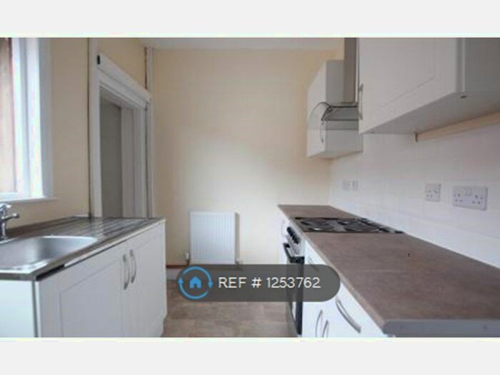 3 Bedroom Terraced House To Rent In Rosamond Street Hull, Hull HU3