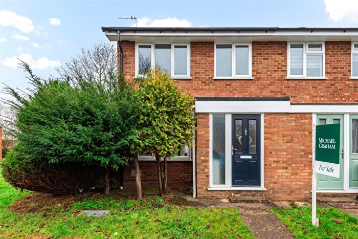 3 Bedroom End Of Terrace House For Sale In Holland Way, Newport Pagnell, Buckinghamshire, MK16