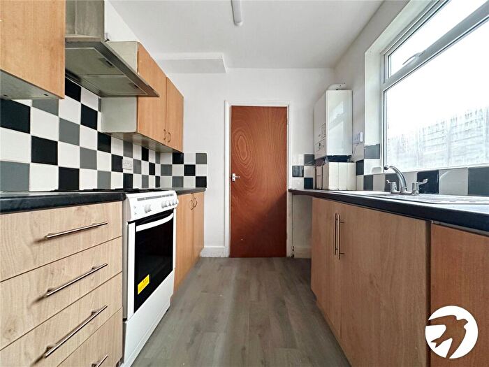 3 Bedroom Terraced House For Sale In Cecil Road, Rochester, Kent, ME1