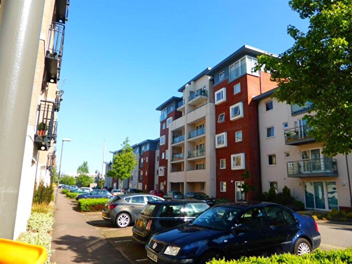 1 Bedroom Flat To Rent In Coxhill Way, Aylesbury, HP21