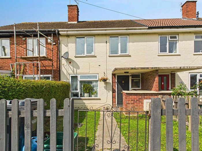 3 Bedroom Terraced House For Sale In Byron Avenue, Gloucester, Gloucestershire, GL2